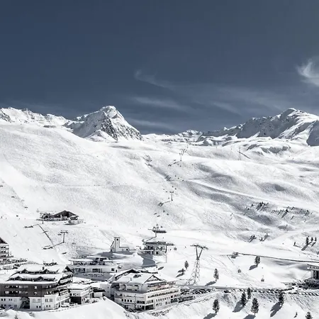 Angerer Alm Hotel